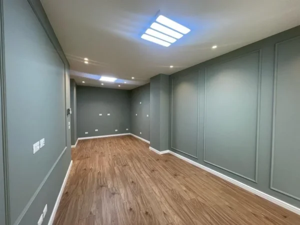 Tirane, jepet me qera zyre Kati 4, 100 m² 1.400 € (Lake View Residence)