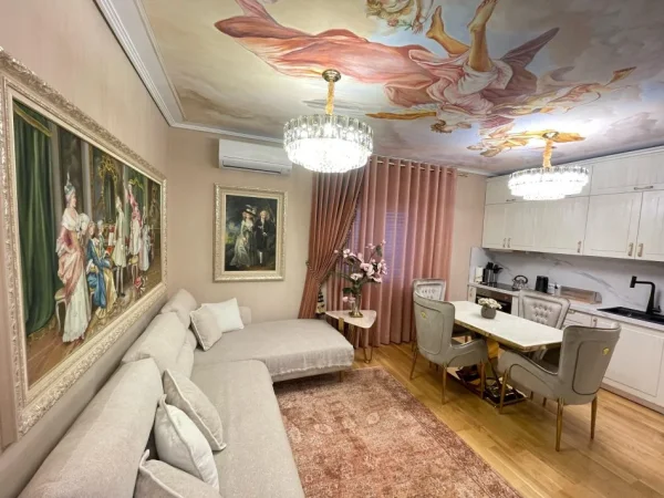 Tirane, jepet me qera apartament 2+1+Ballkon Kati 8, 90 m² 1.300 € (Myslym Shyri)
