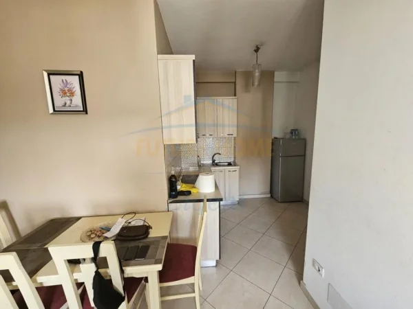 Tirane, shitet apartament 2+1+Ballkon Kati 8, 81 m² 125.000 € (Astir)