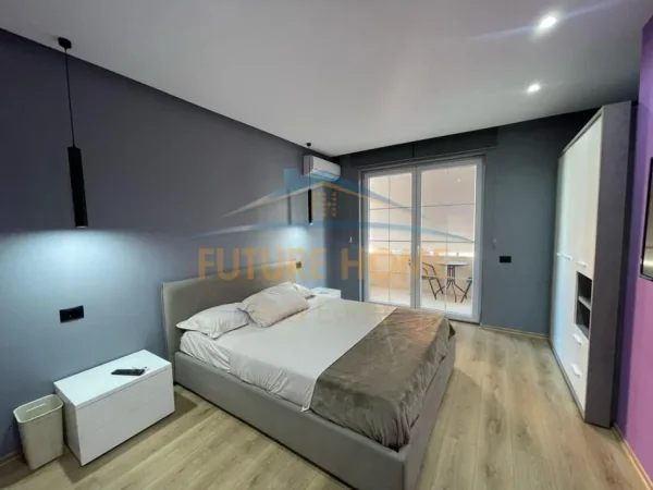 Tirane, jepet me qera apartament 2+1+Ballkon Kati 7, 103 m² 650 € (Astir)