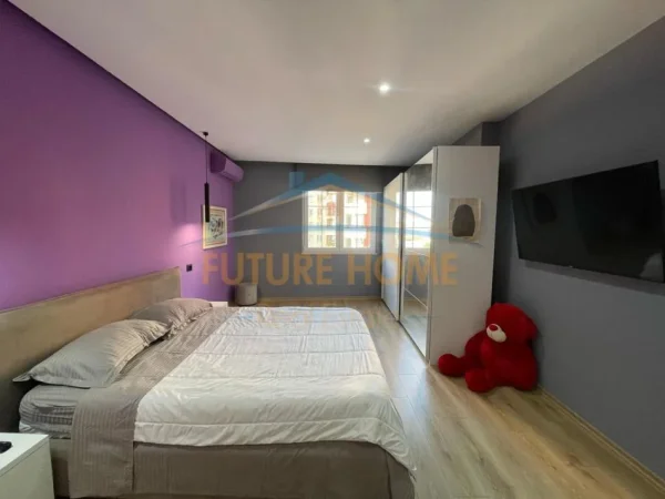 Tirane, jepet me qera apartament 2+1+Ballkon Kati 7, 103 m² 650 € (Astir)