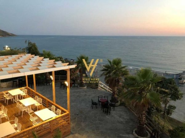 Durres, jepet me qera bar-resorant Kati 0, 300 m² 800 € (DURRES)