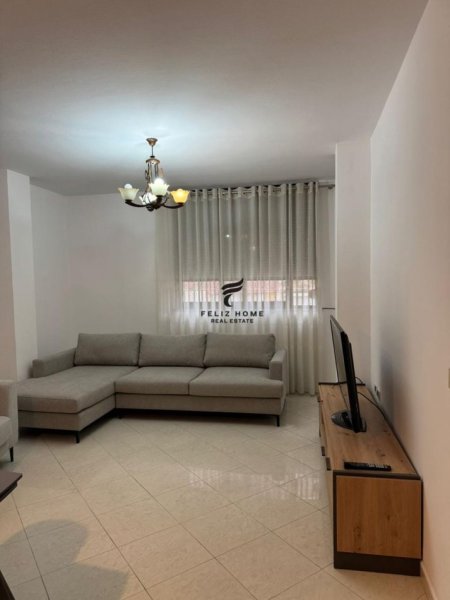 Tirane, jepet me qera apartament 1+1+Ballkon Kati 5, 70 m² 500 € (RRUGA ELBASANIT)