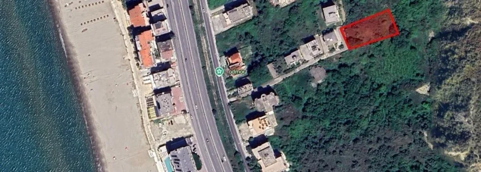 Durres, shitet toke ne bregdet , 10.000 m² 200.000 € (Rruga dytesore Golem)