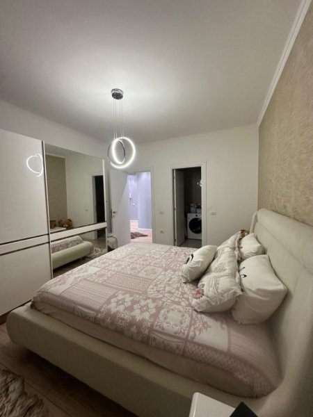 Tirane, shitet apartament 2+1+Ballkon Kati 3, 124 m² 275.000 € (Don Bosko)