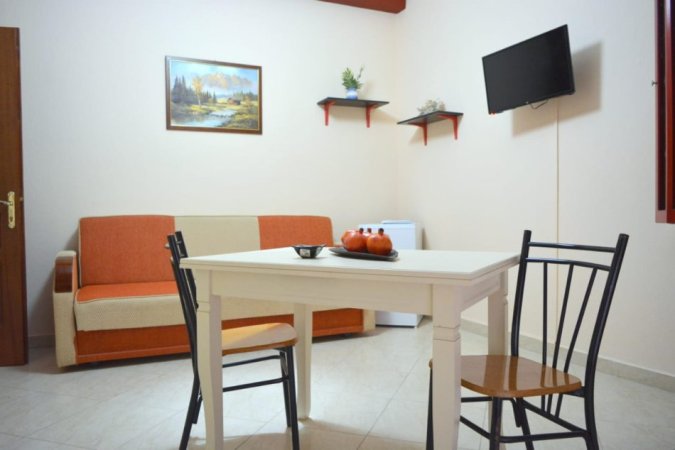 Pogradec, jepet me qera apartament Kati 1, 40 m² 160 € 