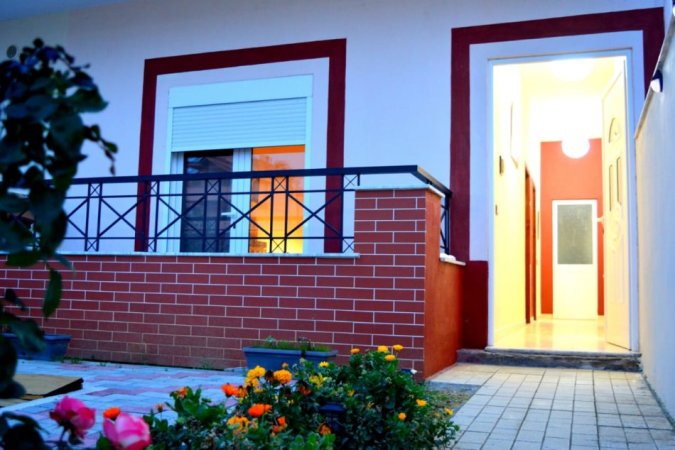 Pogradec, jepet me qera apartament Kati 1, 40 m² 160 € 