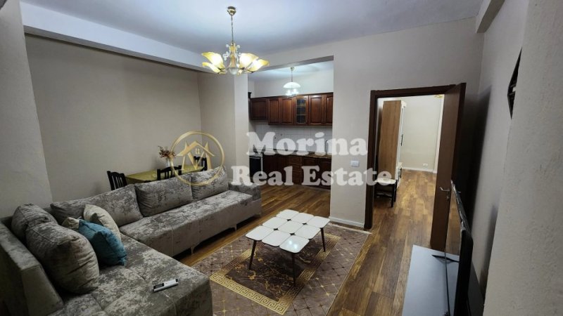 Tirane, jepet me qera apartament 2+1 Kati 4, 104 m² 650 € (Myslym Shyri)