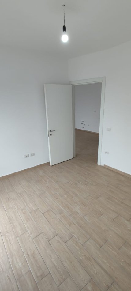 Gjiri Lalezit | Hamallaj, shitet apartament 1+1 Kati 4, 71 m² 113.000 € 