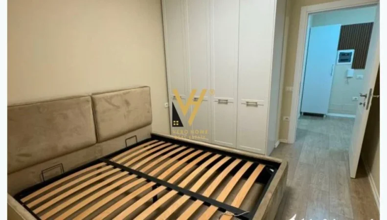 Tirane, jepet me qera apartament 1+1+Ballkon Kati 3, 60 m² 600 € (RRUGA E ELBASANIT)