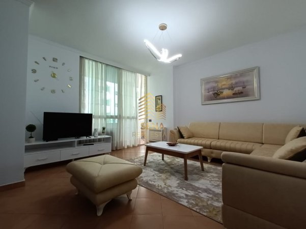 Tirane, jepet me qera apartament 2+1+Ballkon Kati 2, 110 m²800 € (Rruga Tish Dahia)