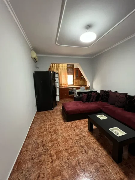Tirane, shitet apartament 3+1+Aneks+Ballkon Kati 5, 100 m² 140.000 € 