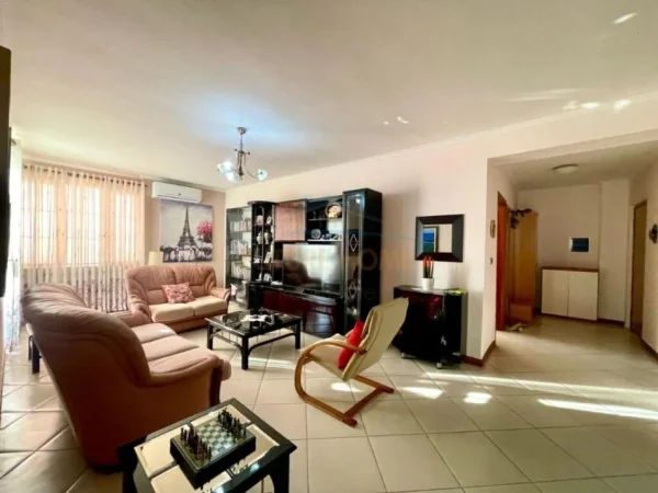 Shitet Apartament 3+1+2, Medar Shtylla , Tirane