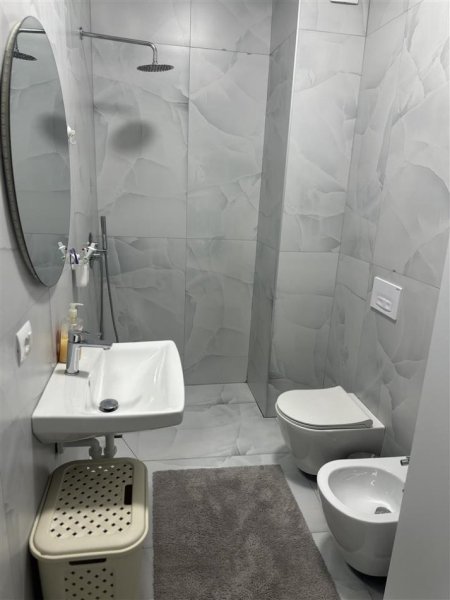 Tirane, jepet me qera apartament 1+1 Kati 2, 50 m² 350 € (rruga Pasho Hysa)