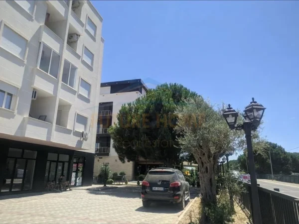 Shitet Apartament 1+1, Gjiri Lalzit, Durres.