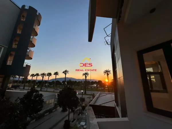 Vlore, shitet apartament 1+1+Ballkon Kati 1, 70 m² 240.000 € (Rruga Murat Tërbaçi)