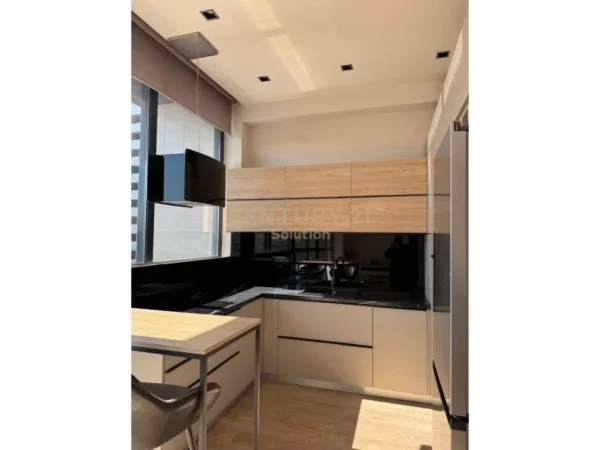 Tirane, jepet me qera apartament 2+1+Ballkon Kati 6, 110 m² 1.200 €