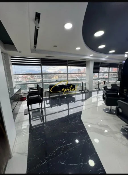 Tirane, shitet ambjent biznesi Kati 1, 157 m² 471.000 € (ASTIR)