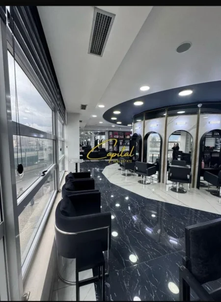 Tirane, shitet ambjent biznesi Kati 1, 157 m² 471.000 € (ASTIR)