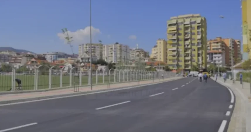 Tirane, jepet me qera apartament 1+1 Kati 1, 62 m² 500 € (rruga e kosovarve)