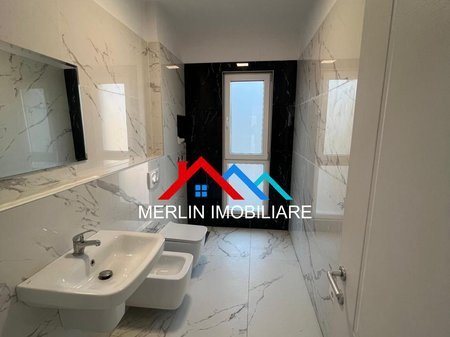 Tirane, jepet me qera zyre Kati 2, 175 m² 2.500 € (Rruga e Elbasanit)