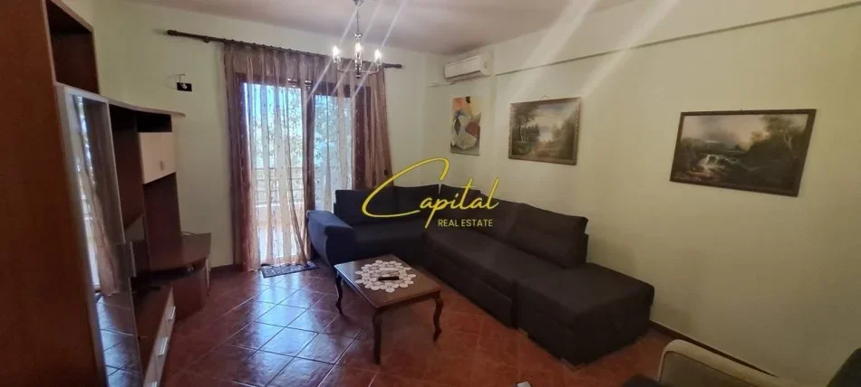 Tirane, jepet me qera apartament 2+1 Kati 4, 90 m² 650 € (RRUGA E KAVAJES)