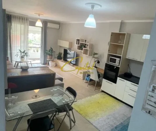 Tirane, jepet me qera apartament 2+1 Kati 3, 95 m² 215.000 € (LIQENI I THATE)