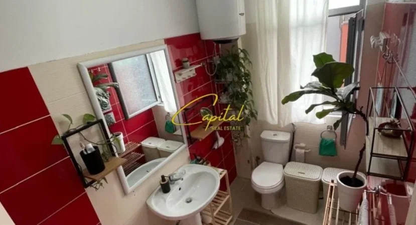 Tirane, jepet me qera apartament 2+1 Kati 3, 95 m² 215.000 € (LIQENI I THATE)