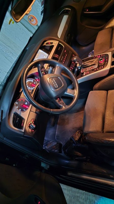 Tirane, shitet makine Audi a4 2.7 naft Nafte, e zeze automatik Klima 320.000 km 7.500 €
