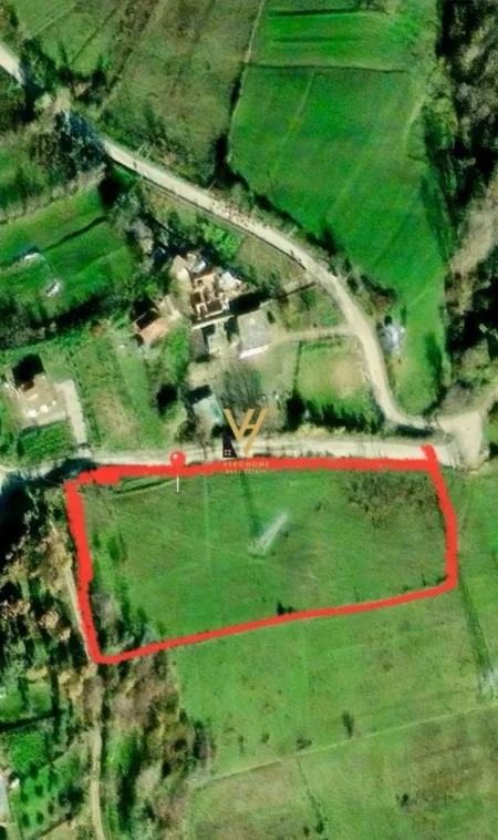 Tirane, shitet toke , 5.000 m² 550.000 € (KASHAR)