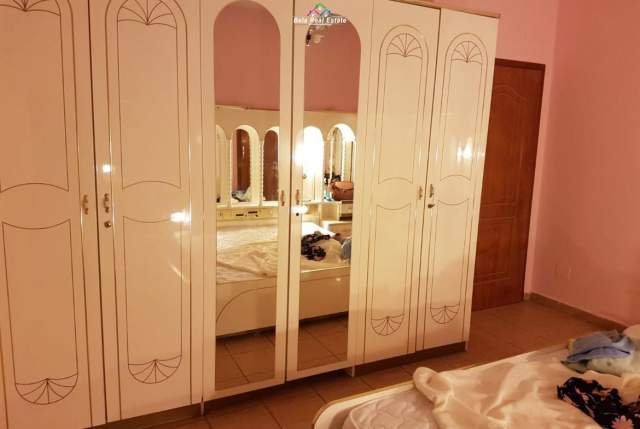 Tirane, jepet me qera apartament 4+1 Kati 4, 144 m² 600 Euro (21 dhjetori)