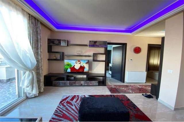 Tirane, jepet me qera apartament Kati 4, 130 m² 500 Euro