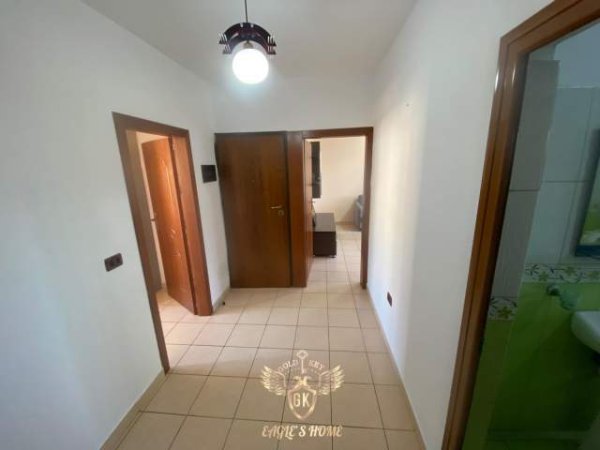 Durres, jepet me qera apartament 1+1+BLK Kati 4, 55 m² 180 Euro