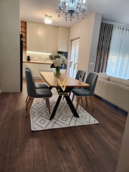 Tirane, jepet me qera 3+1+A+BLK Kati 4, 120 m² 1.500 Euro (liqeni artificial)