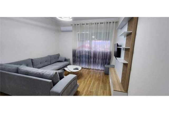 Tirane, jepet me qera apartament 1+1+BLK Kati 8, 85 m² 620 Euro (KIKA 2)