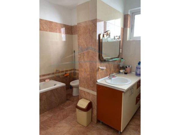 Tirane, shitet apartament 2+1+BLK Kati 4, 85 m² 109.000 Euro (Rruga e Kavajes)