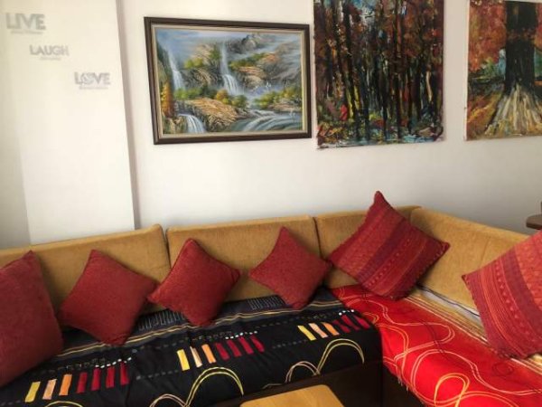 Tirane, jepet me qera apartament 1+1+BLK Kati 8, 70 m² 35.000 Leke (Kompleksi Molla)