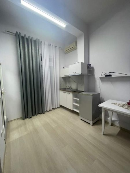 Tirane, jepet me qera apartament Kati 2, 35 m² 450 Euro (Prane Sheshit Willson)