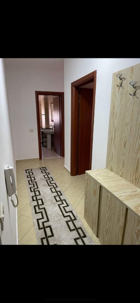 APARTAMENT 2+1 ME QIRA  📍 Mbi qendren Kristal dhe shume prane ures se Selites, TIRANE