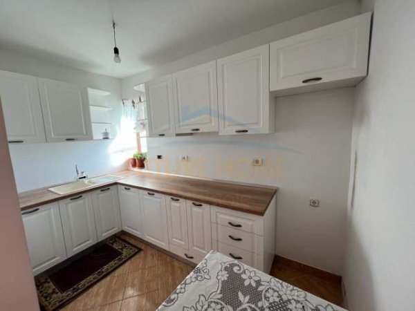 Korce, shitet apartament 2+1+BLK Kati 5, 90 m² 32.000 Euro (Lagjia 4, Korçë)