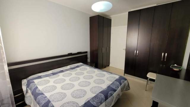 Tirane, jepet me qera apartament 2+1+BLK Kati 3, 110 m² 350 Euro (rruga Muhamet Deliu)