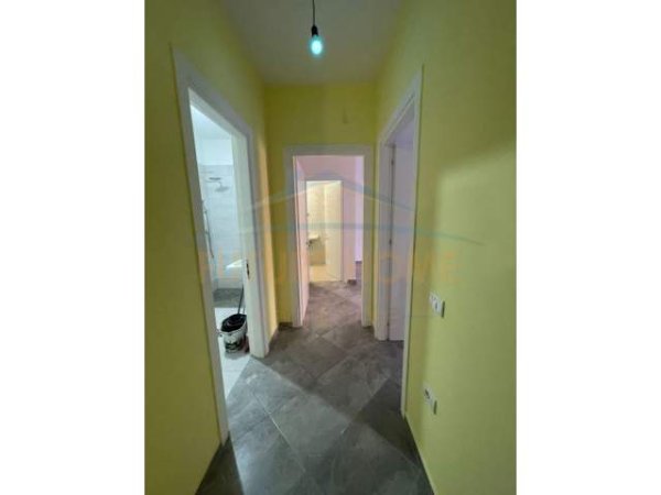 Tirane, jepet me qera apartament 2+1+BLK Kati 2, 107 m² 400 Euro