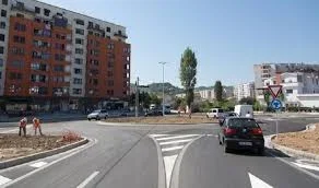 Tirane, jepet me qera 1+1 Kati 9, 450 € (Apartament 1+1 me qera - Yzberisht (VR111))