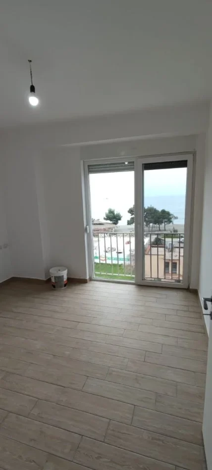 Shengjin, shitet apartament 1+1 Kati 4, 72 m² 113.000 € (Shengjin)