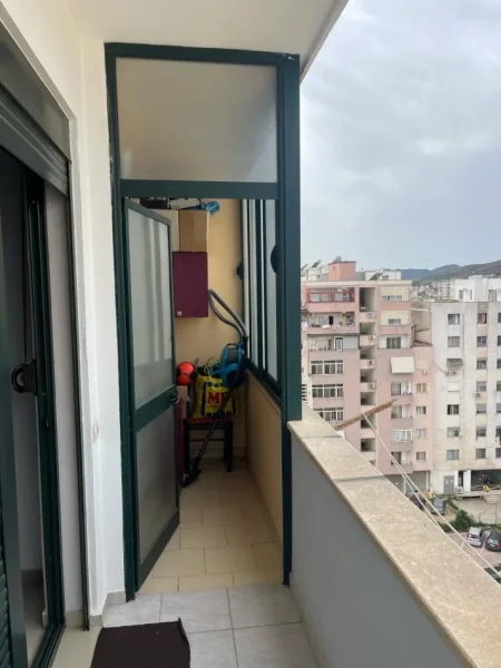 Tirane, shitet apartament 3+1+Ballkon Kati 8, 114 m² 211.000 € (Bulevardi i ri, Astir/Yzberisht)