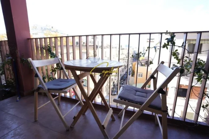 Tirane, jepet me qera apartament 1+1 Kati 2, 70 m² 1.200 € (RRUGA E KAVAJES)