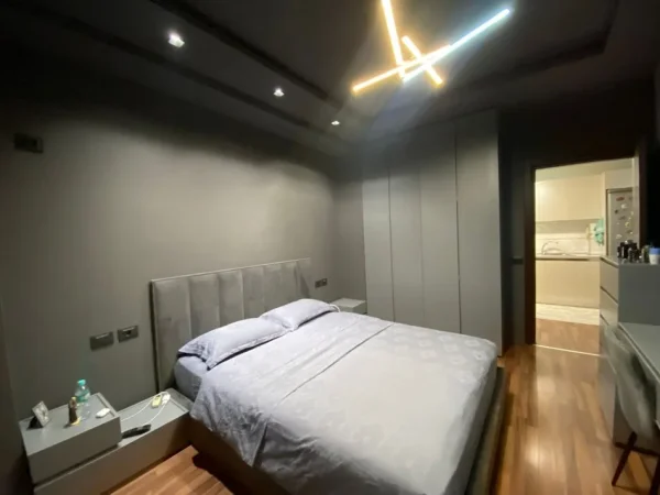 Tirane, shitet apartament 2+1+Ballkon Kati 5, 102 m² 160.000 € (Astir)