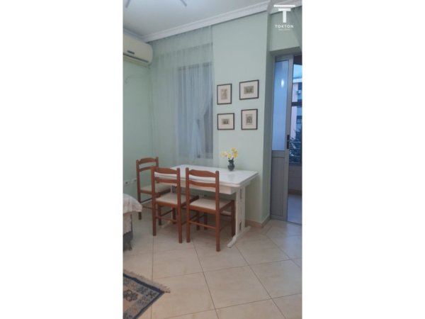 Tirane, jepet me qera apartament 2+1 Kati 4, 89 m² 450 € (Fresk) TT1937