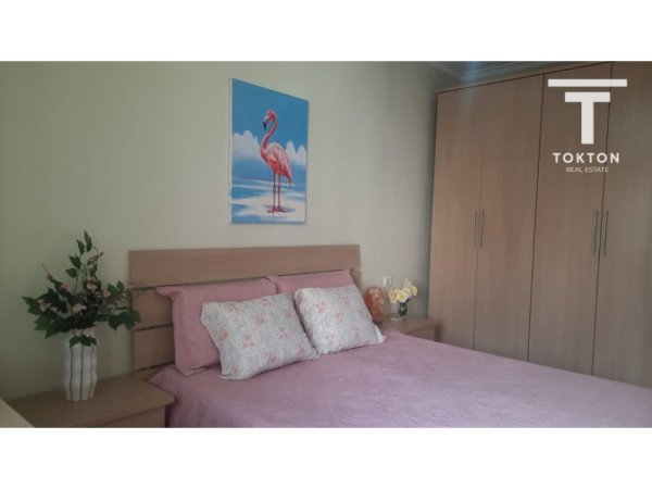 Tirane, jepet me qera apartament 2+1 Kati 4, 89 m² 450 € (Fresk) TT1937