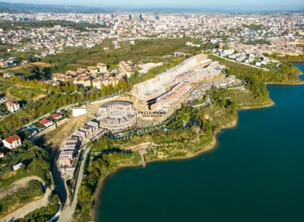 Tirane, shitet Vile 2 Katshe Kati 2, 179 m² 382.000 € (FARKE)